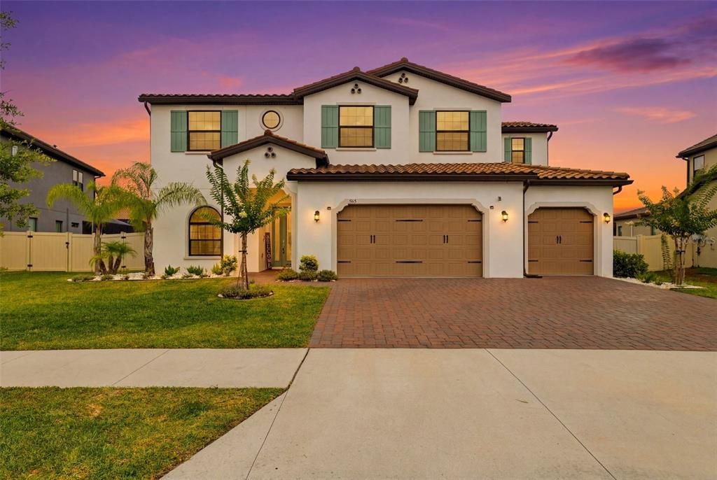 For Sale: $1,299,900 (5 beds, 3 baths, 4525 Square Feet)
