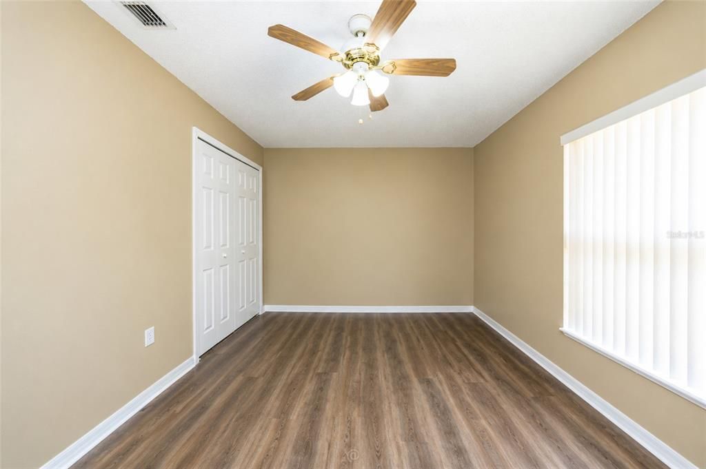 For Sale: $330,000 (3 beds, 2 baths, 1371 Square Feet)