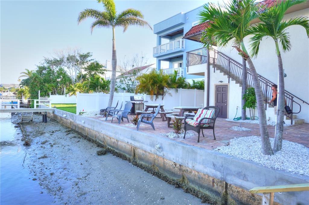 For Rent: $2,000 (1 beds, 1 baths, 560 Square Feet)