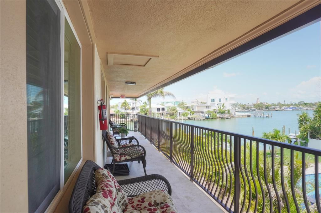 For Rent: $2,000 (1 beds, 1 baths, 560 Square Feet)