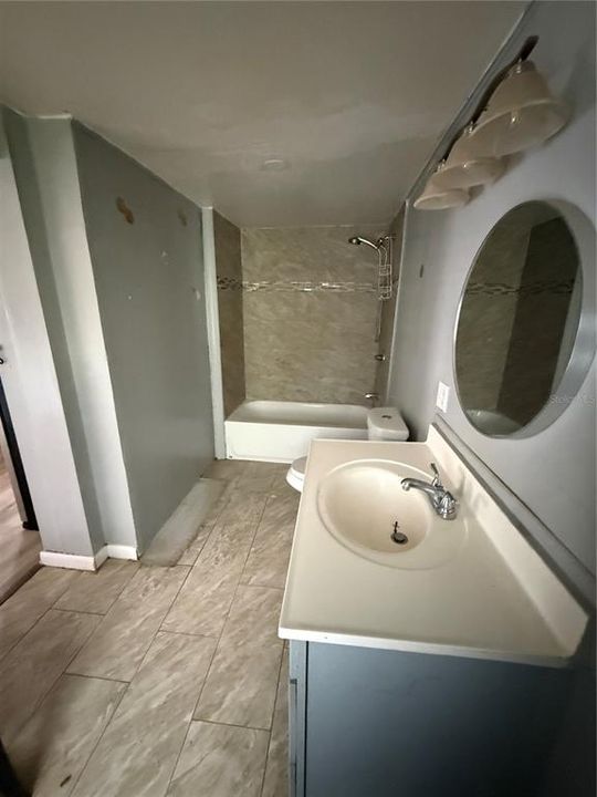 For Sale: $229,900 (3 beds, 1 baths, 1302 Square Feet)