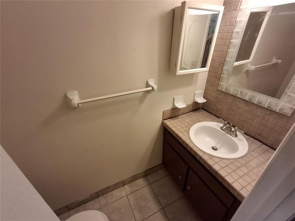 For Sale: $115,000 (2 beds, 2 baths, 1120 Square Feet)