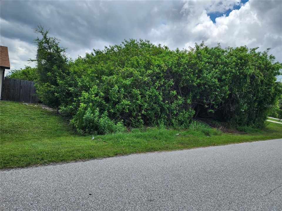 For Sale: $40,000 (0.23 acres)