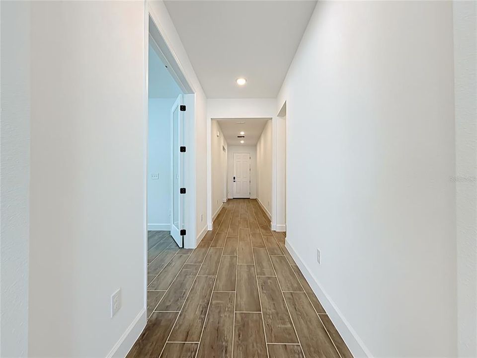 В аренду: $2,700 (4 спален, 3 ванн, 2051 Квадратных фут)
