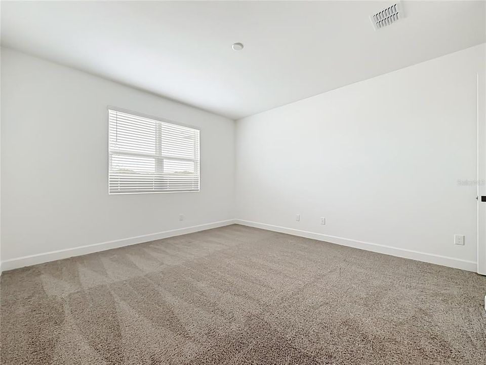 В аренду: $2,700 (4 спален, 3 ванн, 2051 Квадратных фут)