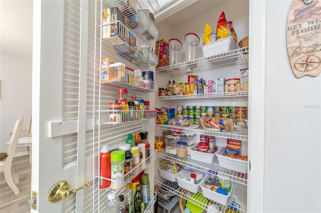 For Sale: $209,900 (2 beds, 2 baths, 1676 Square Feet)