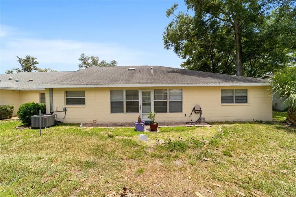 For Sale: $209,900 (2 beds, 2 baths, 1676 Square Feet)