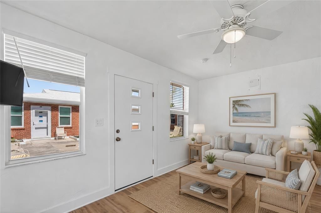 For Sale: $365,000 (1 beds, 1 baths, 538 Square Feet)