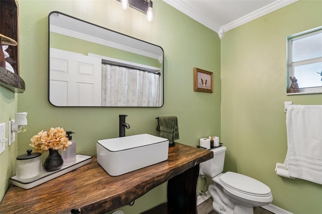 En Venta: $694,900 (3 camas, 2 baños, 1665 Pies cuadrados)