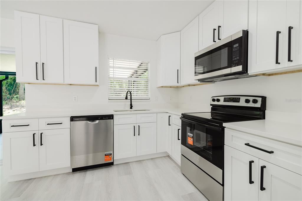 En Venta: $398,000 (3 camas, 2 baños, 1554 Pies cuadrados)