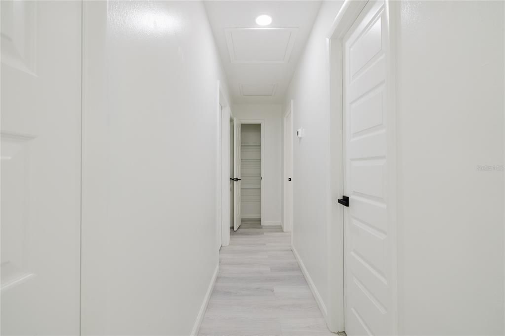 En Venta: $398,000 (3 camas, 2 baños, 1554 Pies cuadrados)