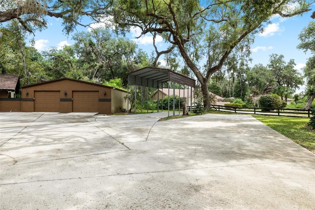 For Sale: $650,000 (3 beds, 2 baths, 2881 Square Feet)