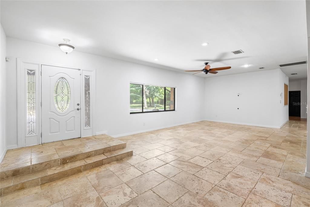 For Sale: $650,000 (3 beds, 2 baths, 2881 Square Feet)
