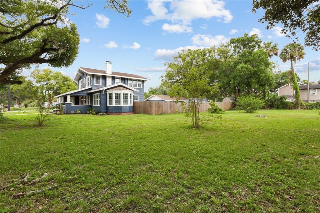 На продажу: $699,900 (4 спален, 3 ванн, 2082 Квадратных фут)