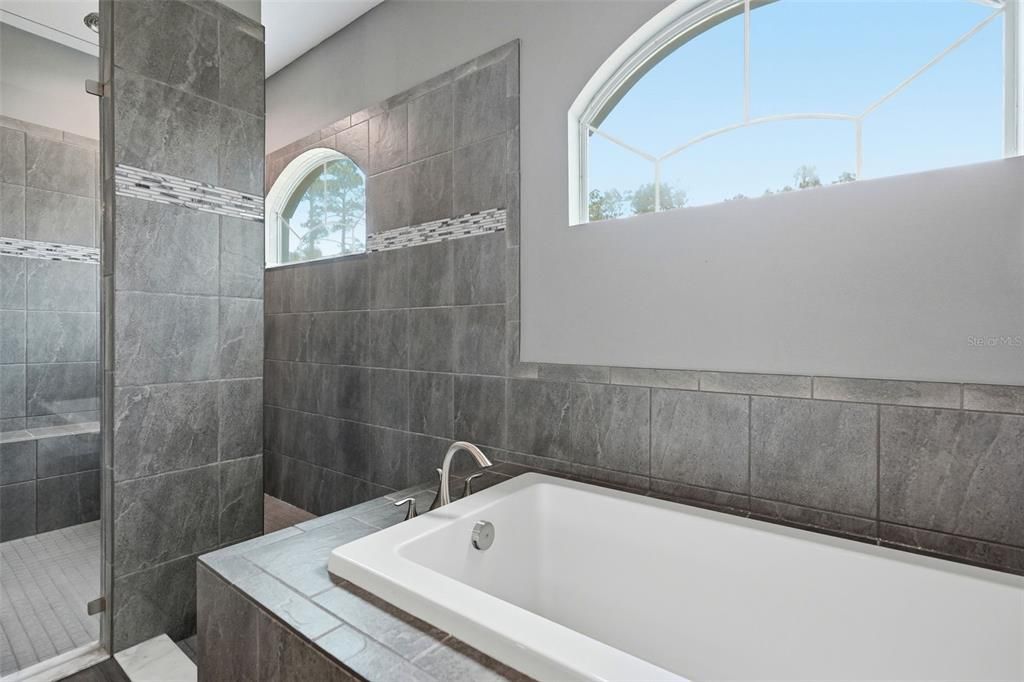 For Sale: $710,000 (4 beds, 3 baths, 3345 Square Feet)