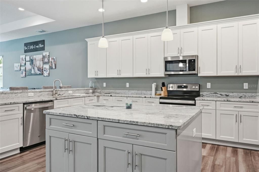 For Sale: $710,000 (4 beds, 3 baths, 3345 Square Feet)