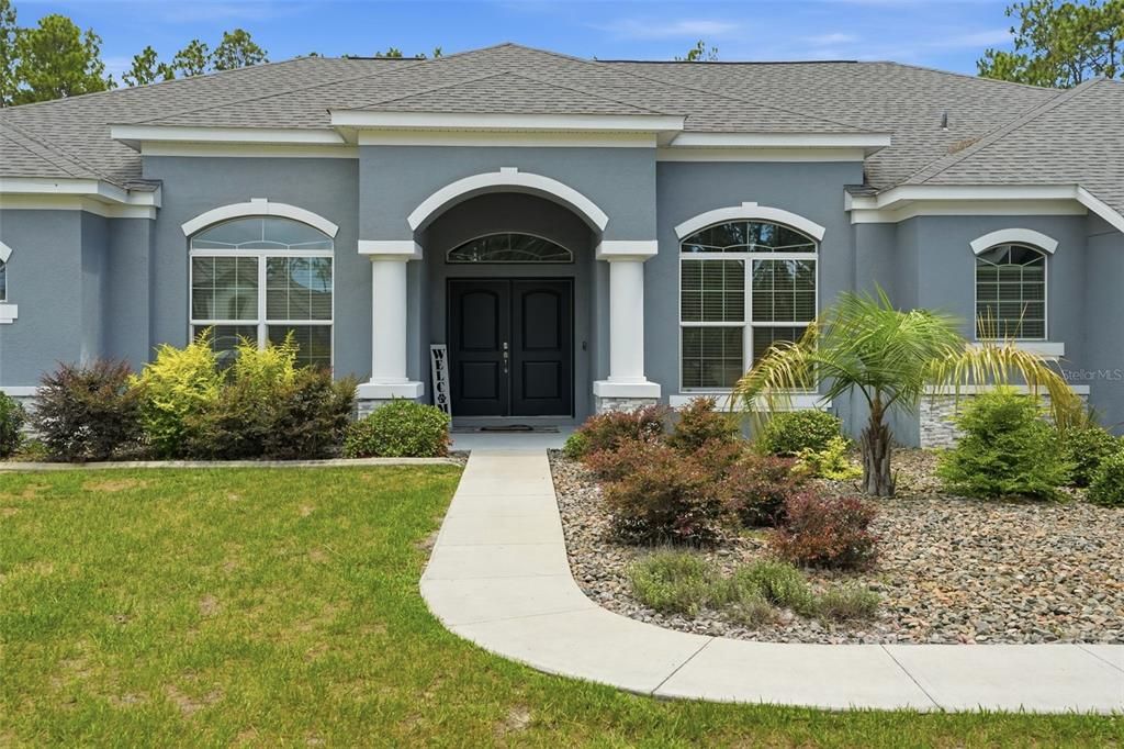 For Sale: $710,000 (4 beds, 3 baths, 3345 Square Feet)