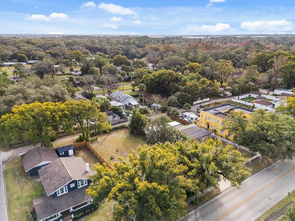 待售: $199,900 (0.25 acres)