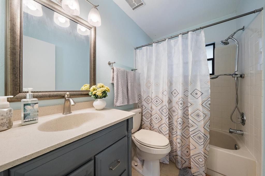 For Sale: $410,000 (3 beds, 2 baths, 1576 Square Feet)