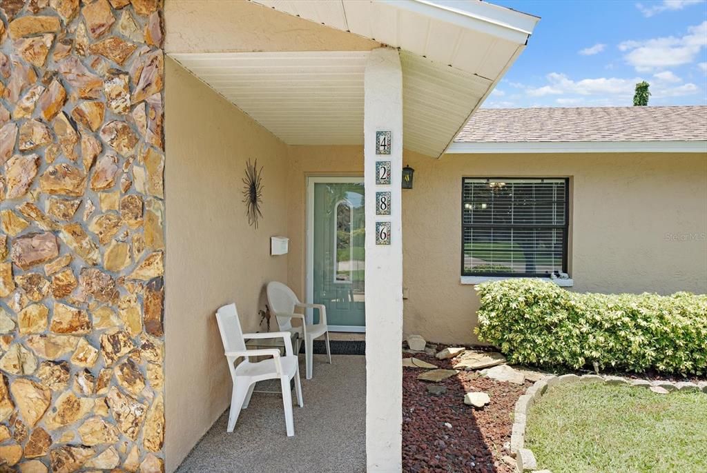 For Sale: $410,000 (3 beds, 2 baths, 1576 Square Feet)