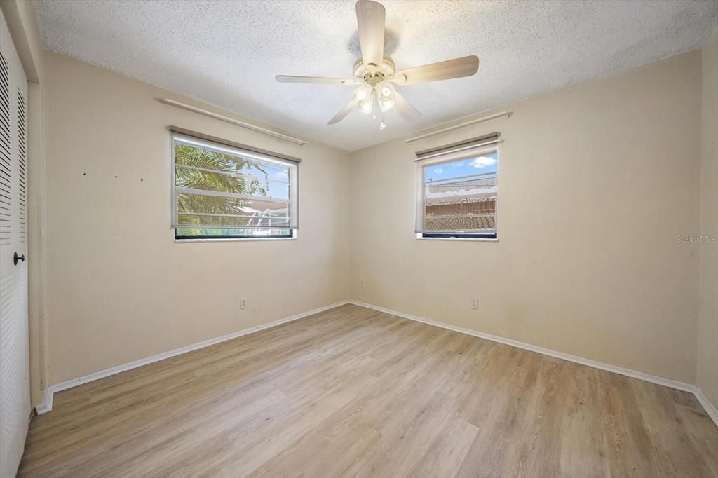 For Sale: $410,000 (3 beds, 2 baths, 1576 Square Feet)