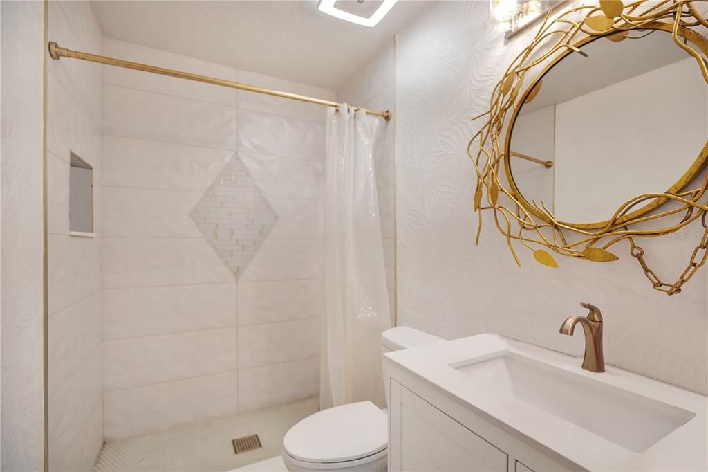 For Sale: $270,000 (2 beds, 2 baths, 1343 Square Feet)