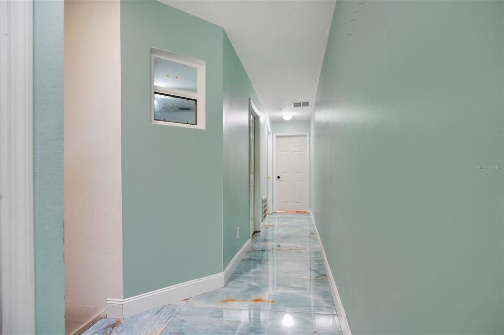 For Sale: $270,000 (2 beds, 2 baths, 1343 Square Feet)