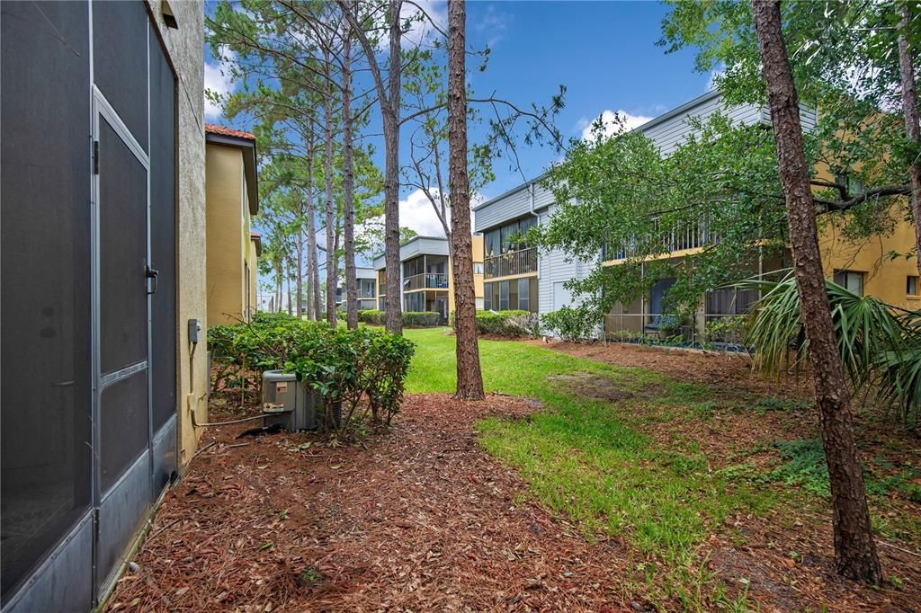 For Sale: $270,000 (2 beds, 2 baths, 1343 Square Feet)