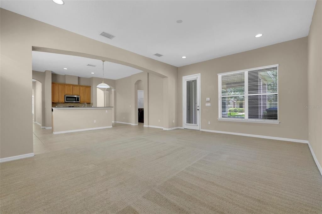 For Sale: $628,000 (4 beds, 3 baths, 3001 Square Feet)