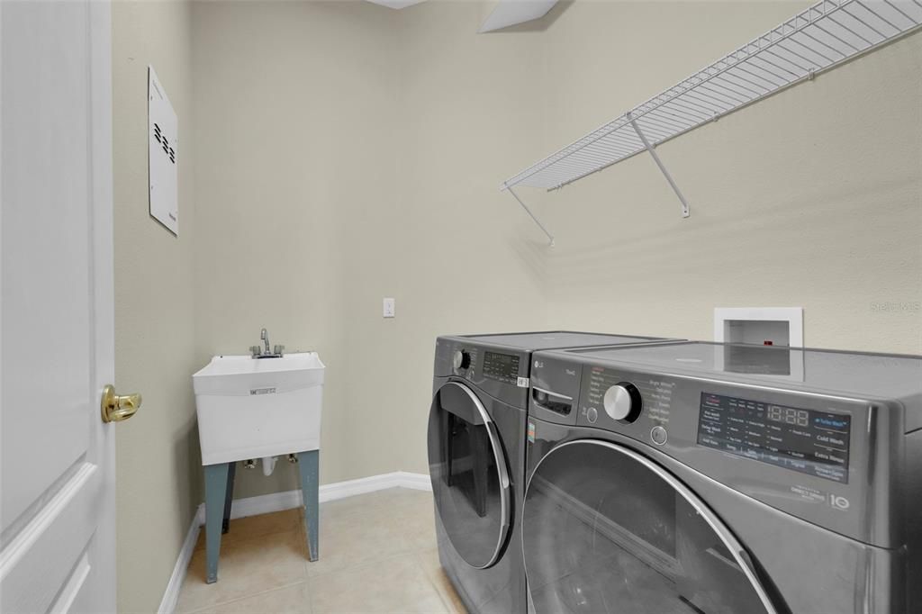 For Sale: $628,000 (4 beds, 3 baths, 3001 Square Feet)