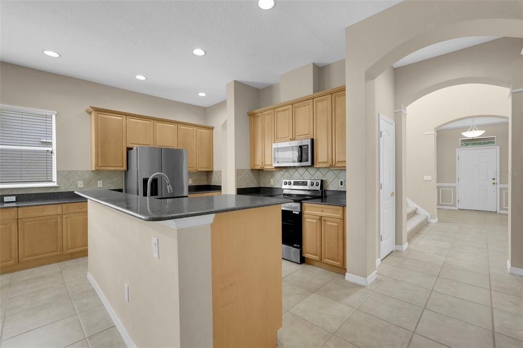 For Sale: $628,000 (4 beds, 3 baths, 3001 Square Feet)