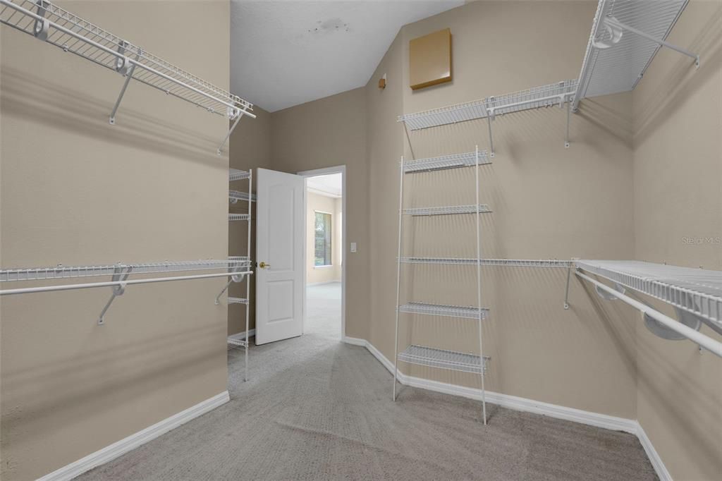 For Sale: $628,000 (4 beds, 3 baths, 3001 Square Feet)