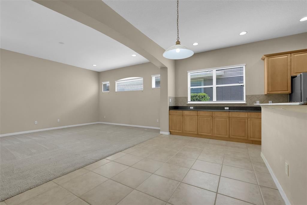 For Sale: $628,000 (4 beds, 3 baths, 3001 Square Feet)