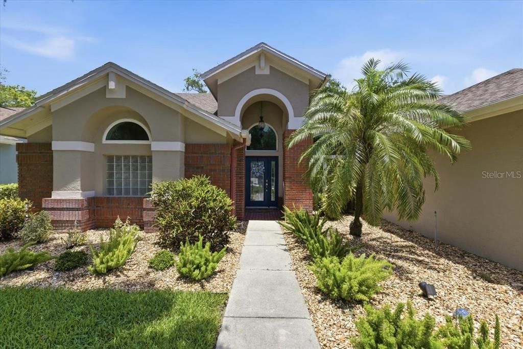 For Sale: $825,000 (4 beds, 3 baths, 2336 Square Feet)