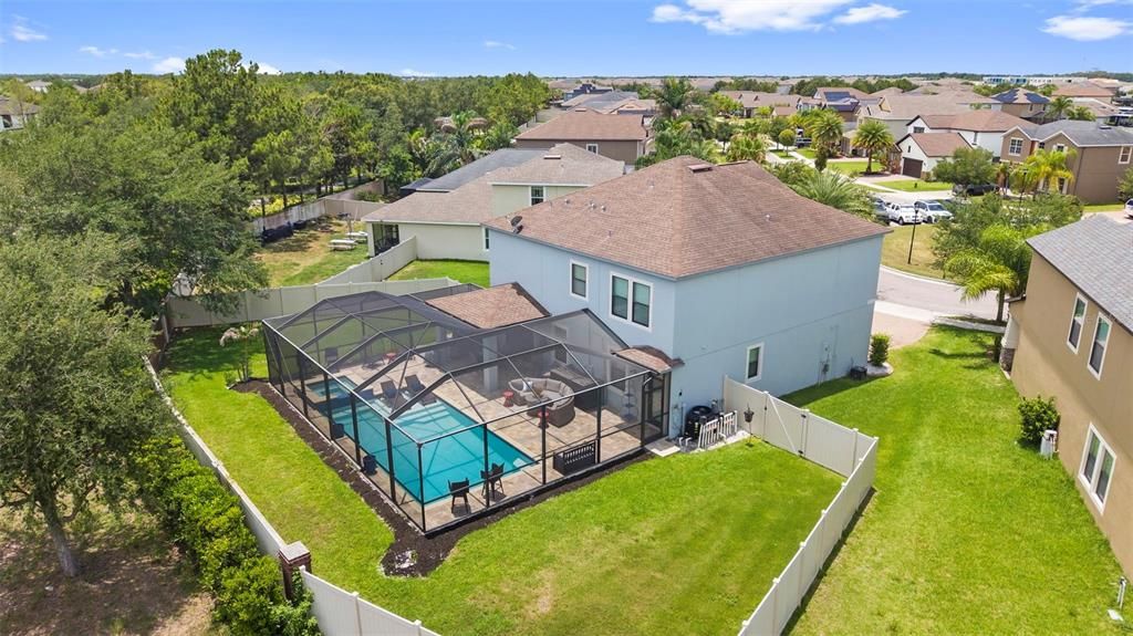 En Venta: $529,900 (4 camas, 2 baños, 2947 Pies cuadrados)