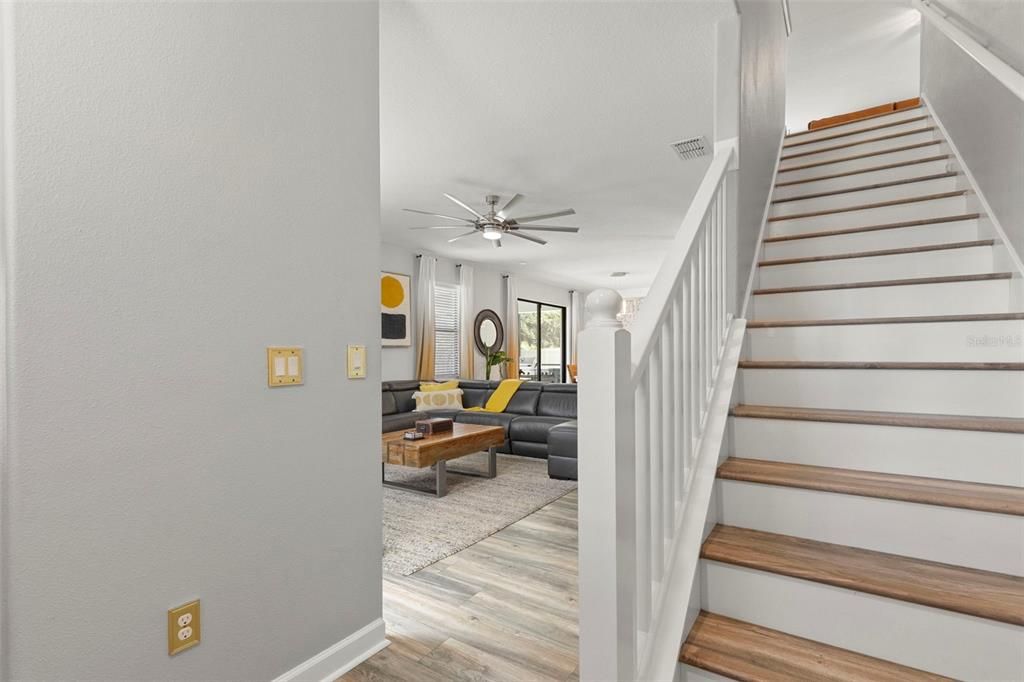 En Venta: $529,900 (4 camas, 2 baños, 2947 Pies cuadrados)