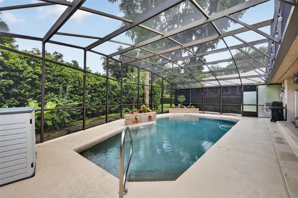 En Venta: $799,000 (4 camas, 2 baños, 2516 Pies cuadrados)
