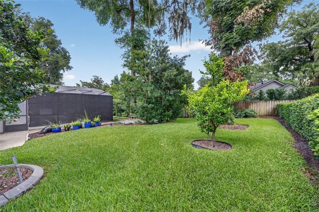En Venta: $799,000 (4 camas, 2 baños, 2516 Pies cuadrados)