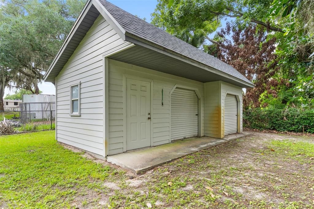 For Sale: $799,000 (4 beds, 2 baths, 4451 Square Feet)