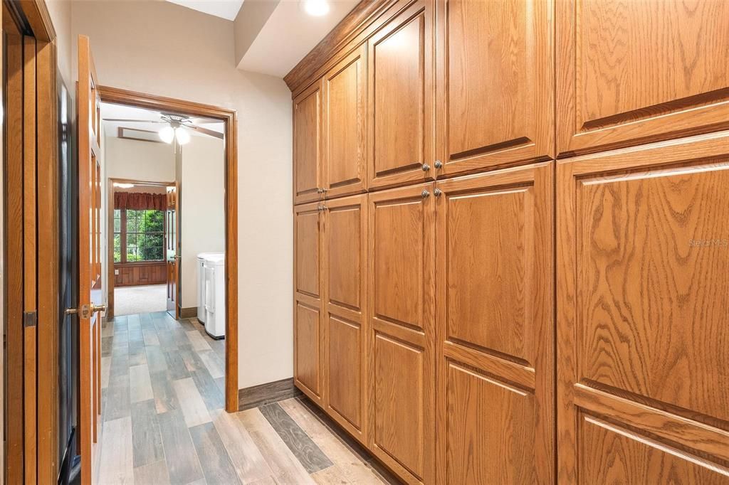 For Sale: $799,000 (4 beds, 2 baths, 4451 Square Feet)