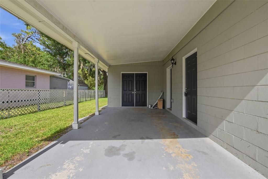 For Sale: $270,500 (3 beds, 2 baths, 1381 Square Feet)
