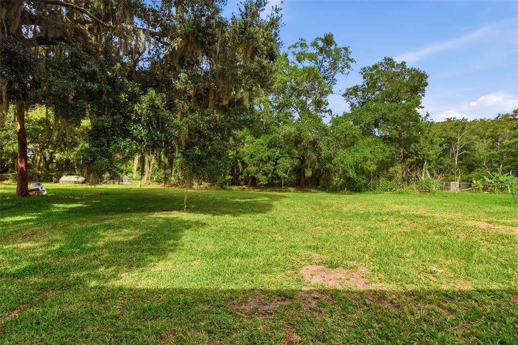 For Sale: $270,500 (3 beds, 2 baths, 1381 Square Feet)