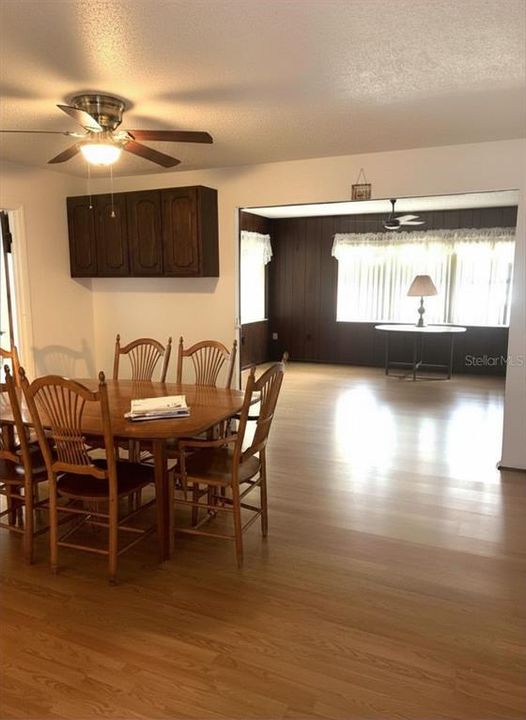 En Venta: $269,900 (3 camas, 2 baños, 1513 Pies cuadrados)