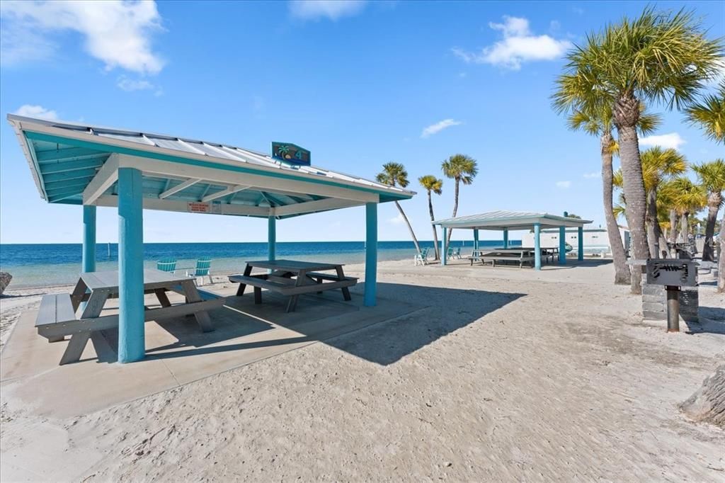 For Sale: $799,000 (4 beds, 2 baths, 2010 Square Feet)