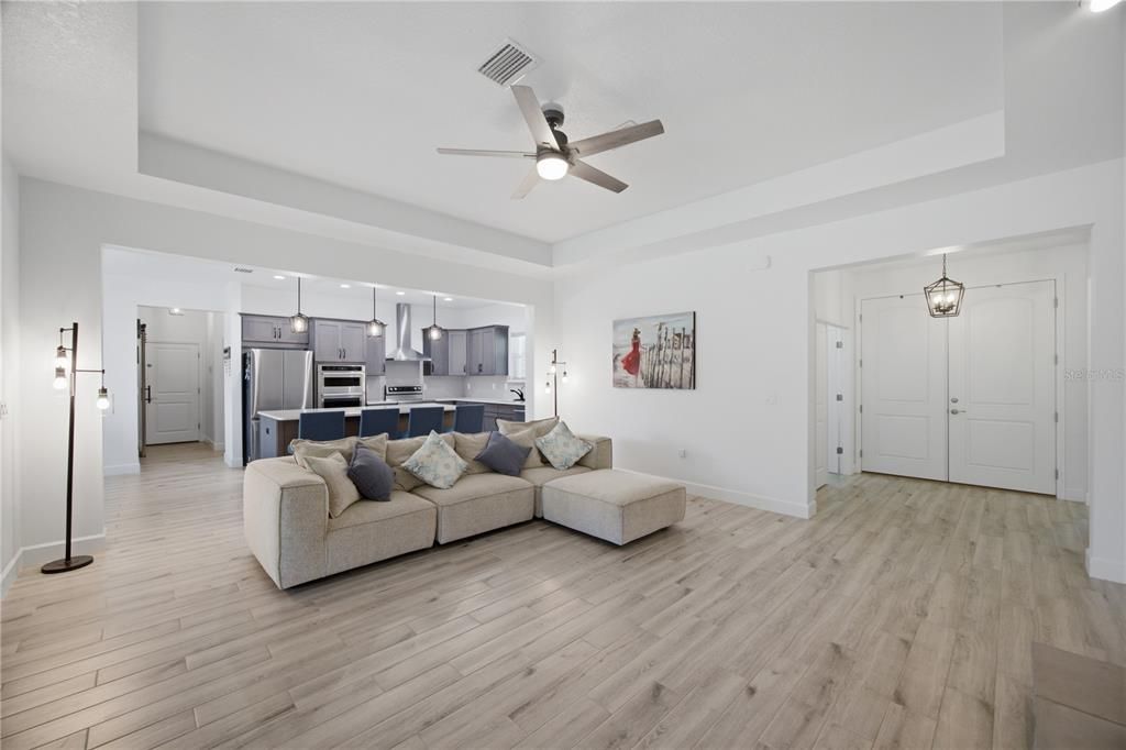 For Sale: $685,000 (3 beds, 2 baths, 2003 Square Feet)