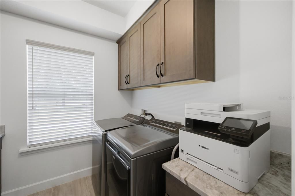 For Sale: $685,000 (3 beds, 2 baths, 2003 Square Feet)