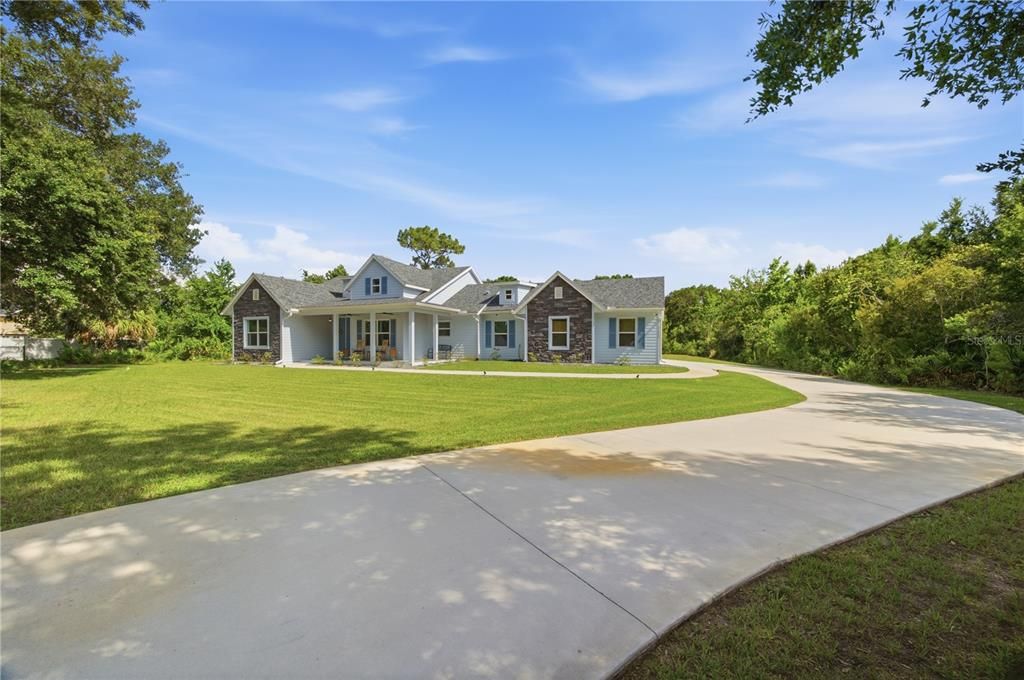 For Sale: $685,000 (3 beds, 2 baths, 2003 Square Feet)