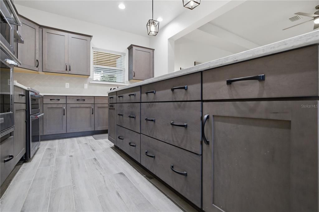 For Sale: $685,000 (3 beds, 2 baths, 2003 Square Feet)