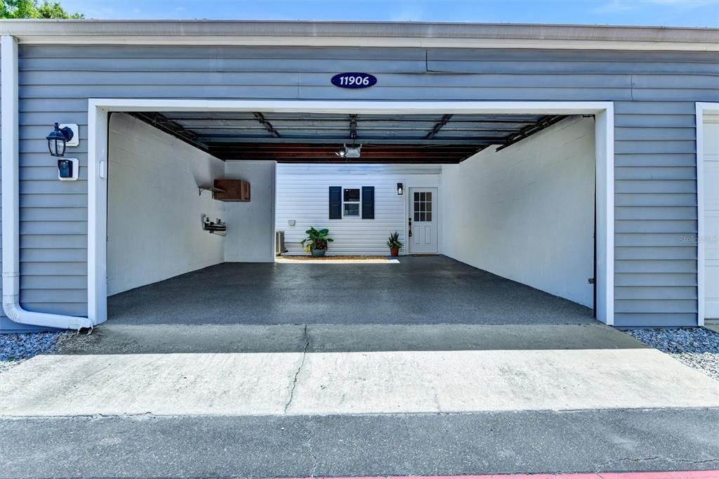 For Sale: $260,000 (2 beds, 1 baths, 1200 Square Feet)