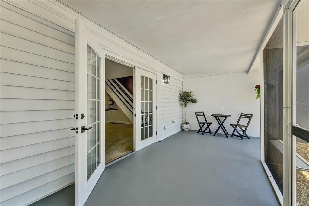 For Sale: $260,000 (2 beds, 1 baths, 1200 Square Feet)